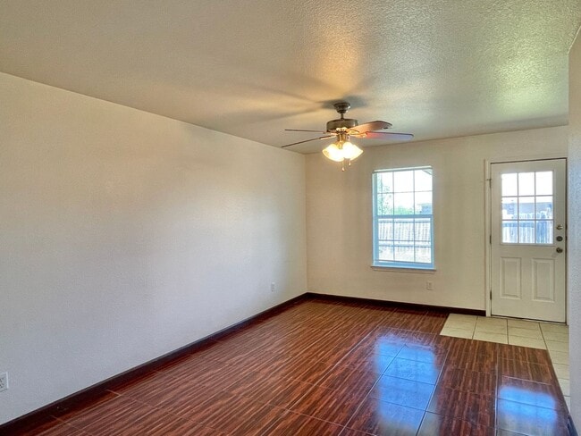 Building Photo - 4003 Eula Bea Ct