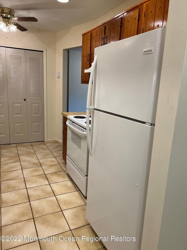 98 Arrowood Rd, Manalapan Township, NJ 07726 House Rental in