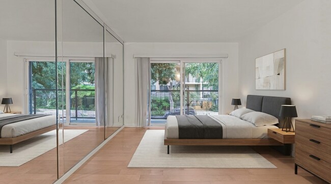 Foto del edificio - Fully remodeled 2BR/2BA Condo in prime West Hollywood!