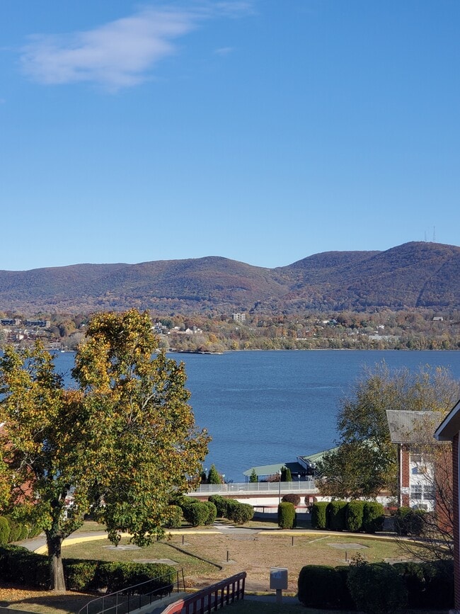 Foto del edificio - 177 W Parmenter St