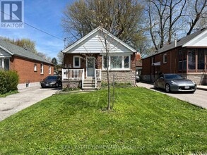 Building Photo - 137 Harewood Ave