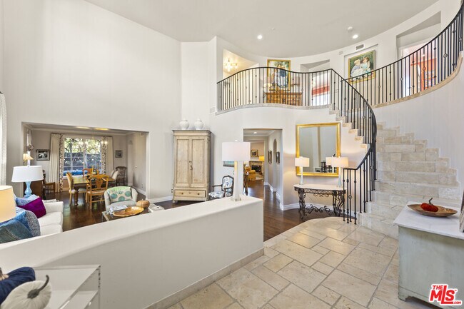 Foto del edificio - 6738 Andover Ln