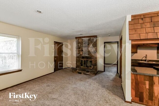 Foto del edificio - 4585 Knotty Oaks Dr