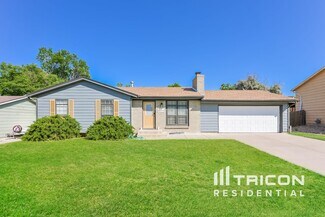 Building Photo - 2200 S Mobile Way