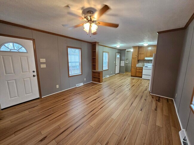 Foto del edificio - 32 Bramblewood Rd