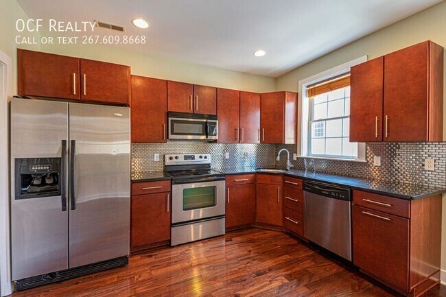 Foto del edificio - 2620 Webster St