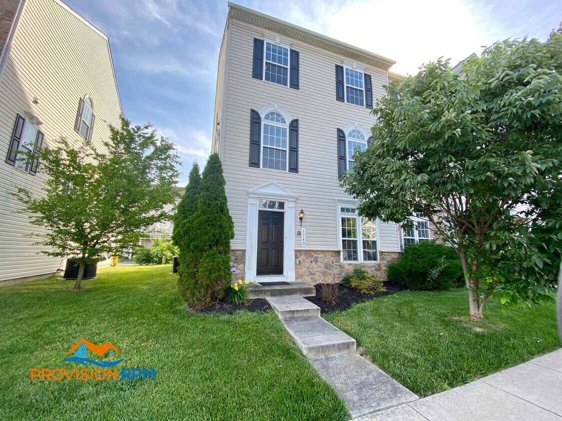 Foto principal - 1740 Theale Way