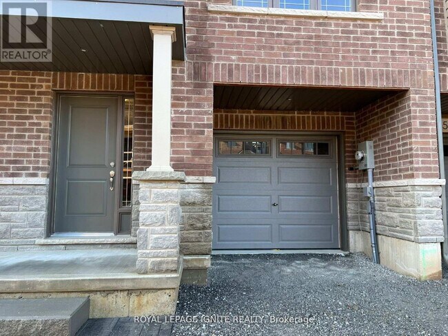Building Photo - 19-19 Picardy Dr