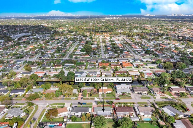 Building Photo - 6180 SW 109th Ct