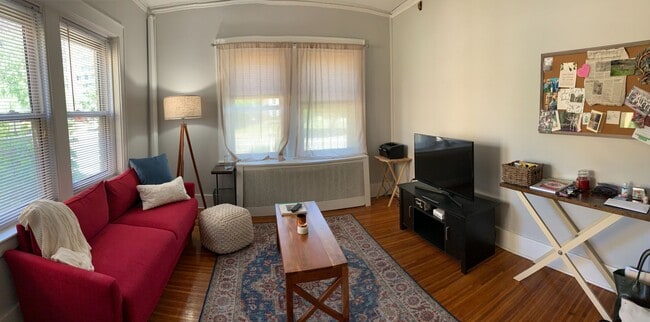 Foto del edificio - 1625 East Ave | Unit 101 | 1bd/1ba | Walk-...