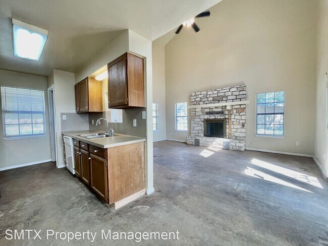Building Photo - 3 br, 2.5 bath House - 919 Piedras Pass