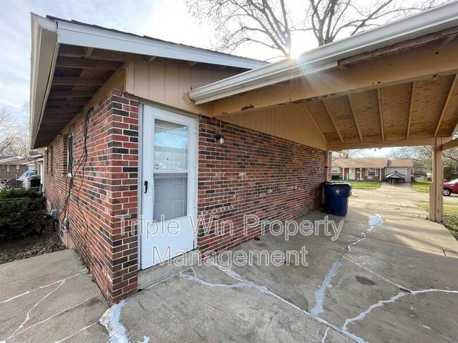 Foto del edificio - 2384 Stoney End Ct