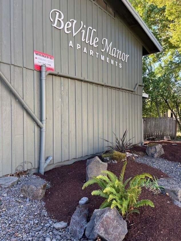 Foto principal - (248) BeVille - 2 Bedroom / 1 Bathroom - T...