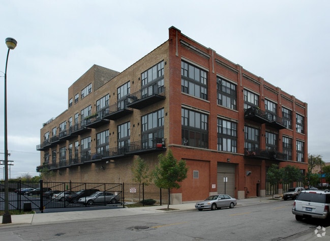 The Bronzeville Lofts Apartments - Chicago, IL | Apartments.com