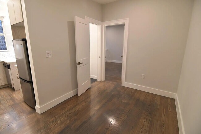 Foto del edificio - 191 Park Dr