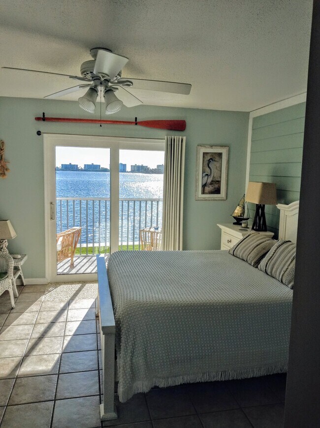 Foto del edificio - 1516 S Lakeside Dr