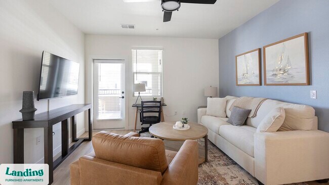 Foto del edificio - 255 N Camino Mercado