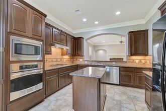 Building Photo - 1134 Sopris Dr