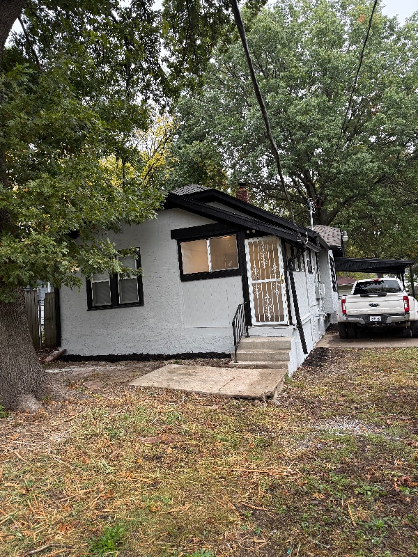 Foto del edificio - 1906 S Willow Ave