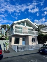 Building Photo - 500 Manhattan Ave