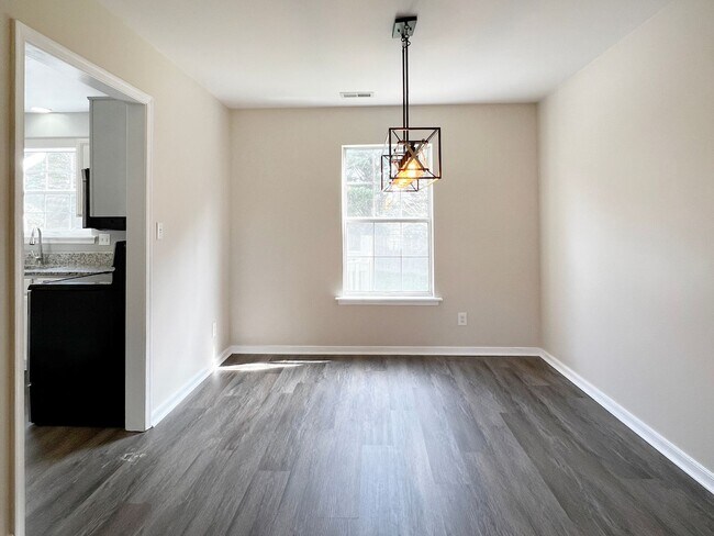Foto del edificio - Glen Allen's Gem: A 4 Bedroom, 2.5 Bathroo...