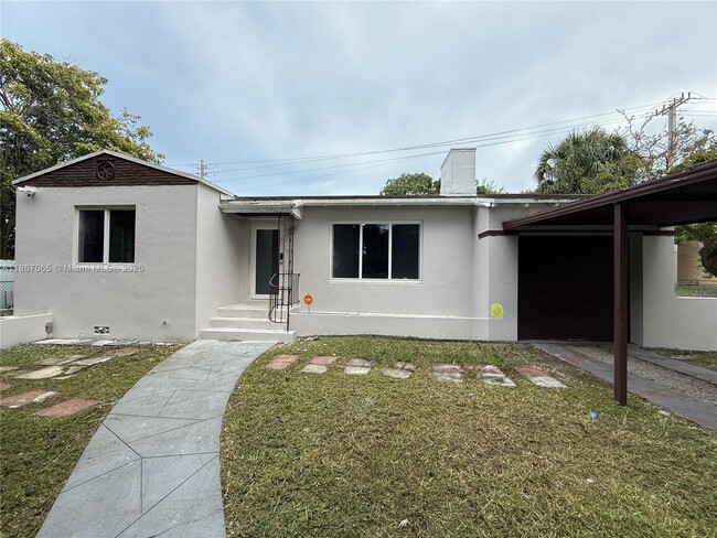 Foto del edificio - 586 NW 48th St