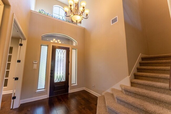 Building Photo - 12911 Medina River Way