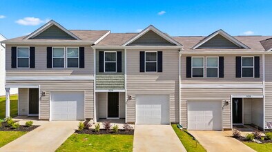 Building Photo - 1921 Tranquility Cir