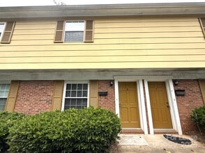 Building Photo - 409 Hawley Ave