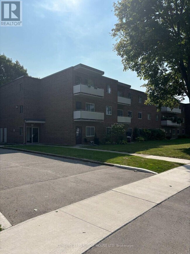 Building Photo - 31-131 Parkside Dr