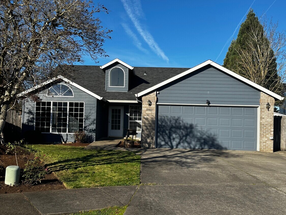 12053 Four Oaks St, Oregon City, OR 97045 House Rental in Oregon City, OR