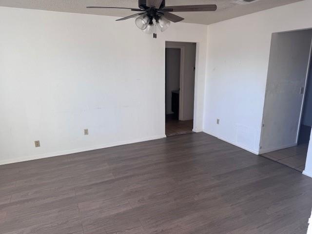 Foto del edificio - 1435 26th St NE