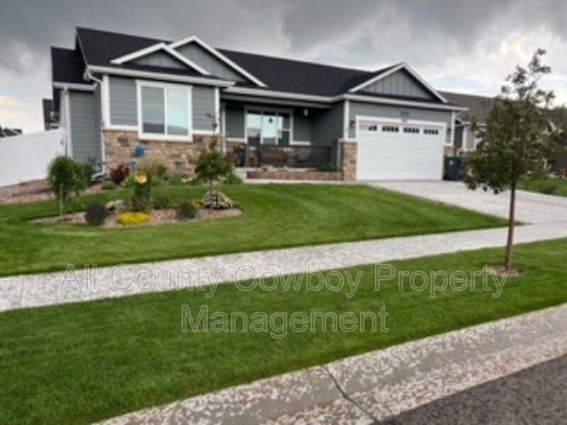 Foto principal - 3715 Sowell St