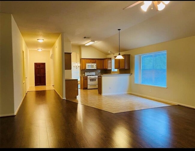 Building Photo - 11135 W Ferndale Pl Dr