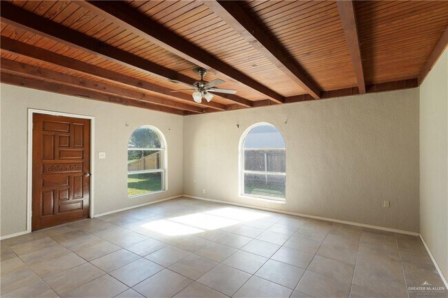 Foto del edificio - 1615 N 6th St