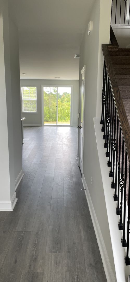 Building Photo - Newly built 5 bedroom home in The Parks