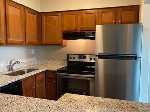 Building Photo - 153 Thierman Ln