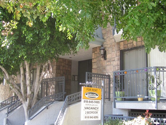 Primary Photo - 211 W Verdugo Ave