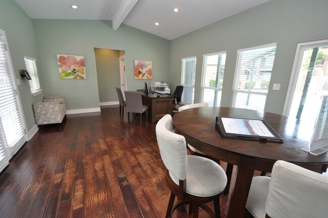 Verandas At Bear Creek Apartments Rentals Verandas At Bear Creek Apartments Rentals