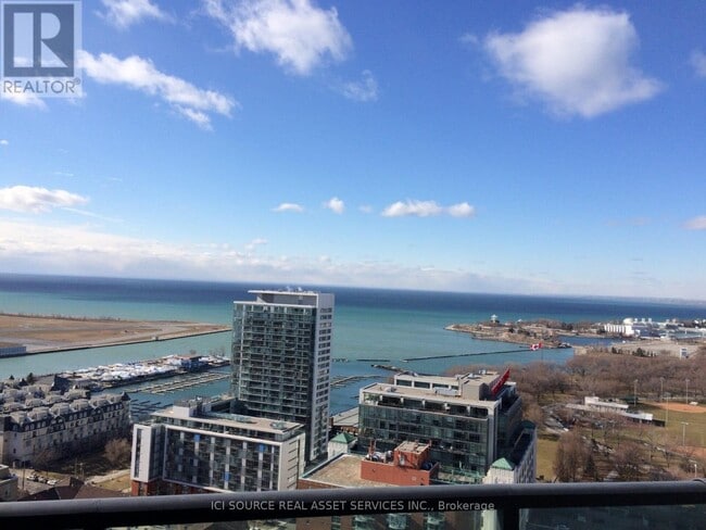 Photo du bâtiment - 600 Fleet St