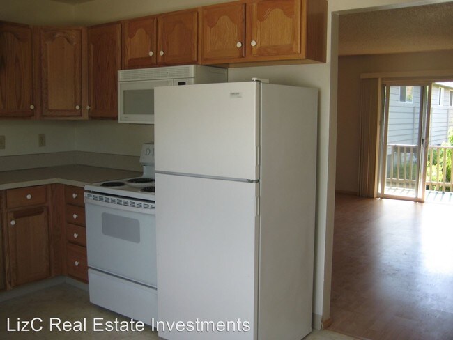 Building Photo - 1725 SE Linn St