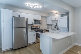 Building Photo - 211 Cochran Pl