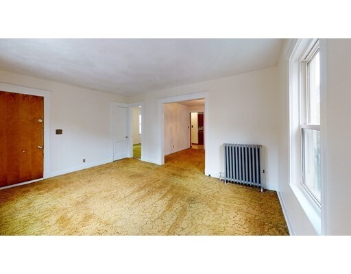 Building Photo - 32 Clarendon Ave