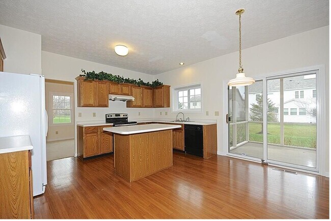 Foto del edificio - 3821 Brigade Cir