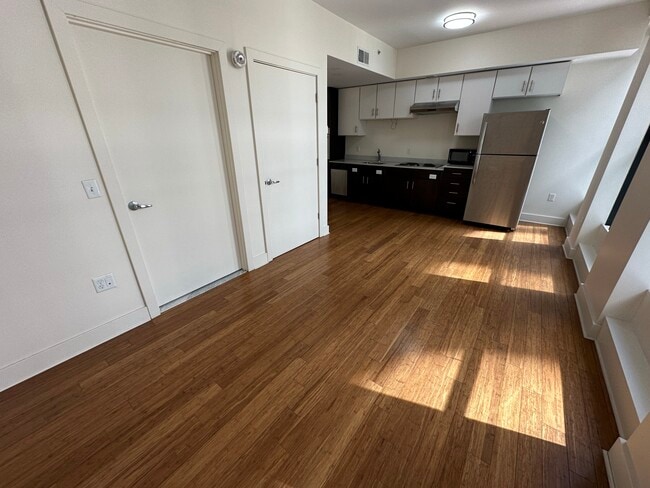 Building Photo - 3 Winter Pl