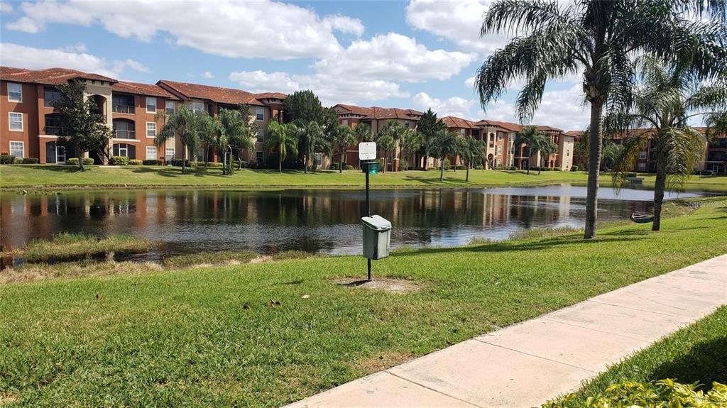 Foto del edificio - 5566 Metrowest Blvd