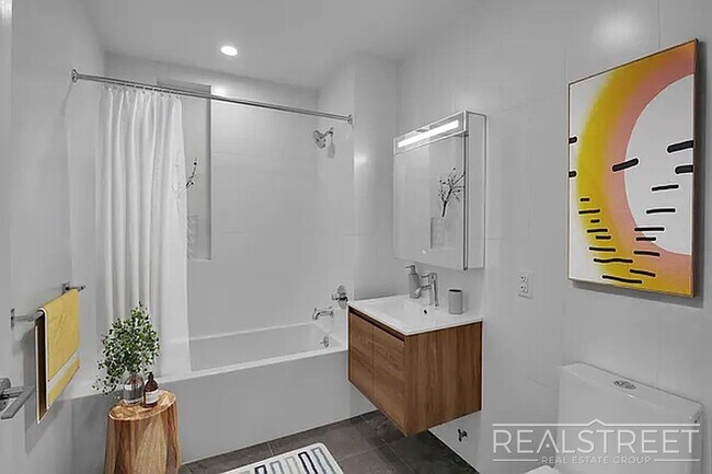 Foto del edificio - Meeker Avenue