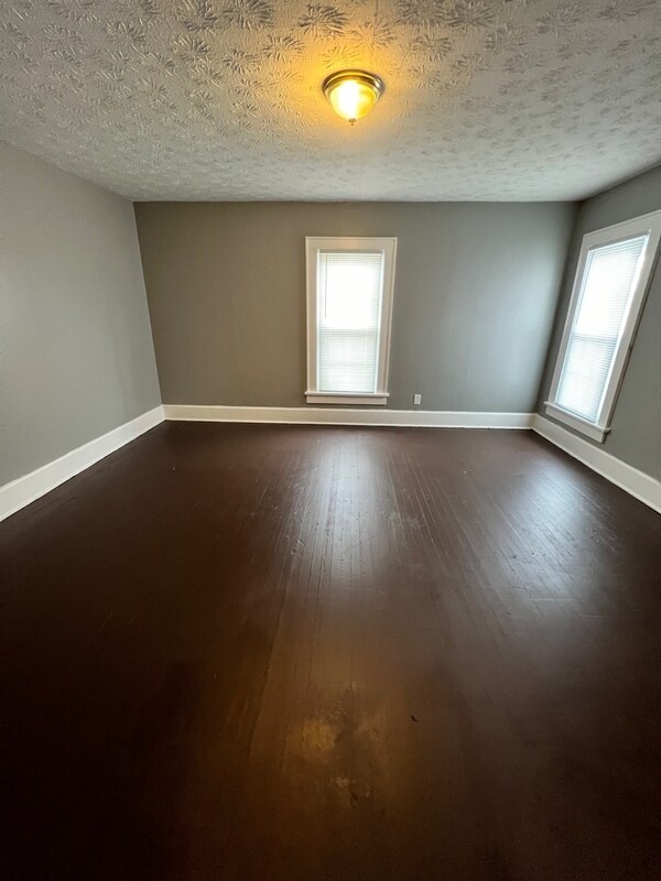 303 Madison Ave, Lancaster, OH 43130 Condo for Rent in Lancaster, OH