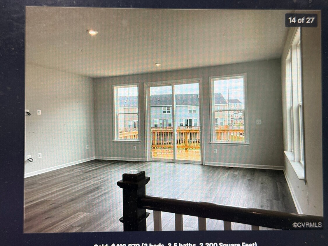Foto del edificio - 8837 Foxway Rdg Ln