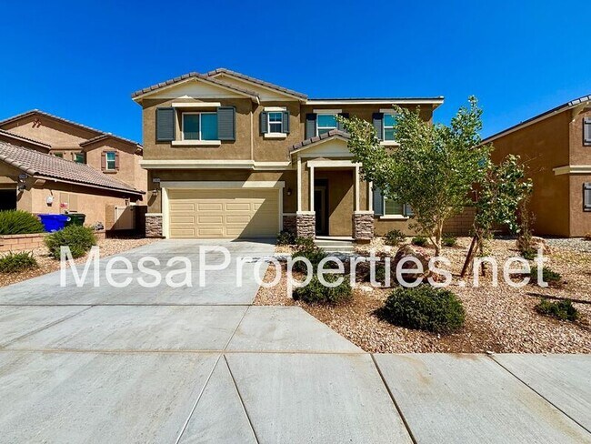 Foto del edificio - 14311 Bear Valley Rd